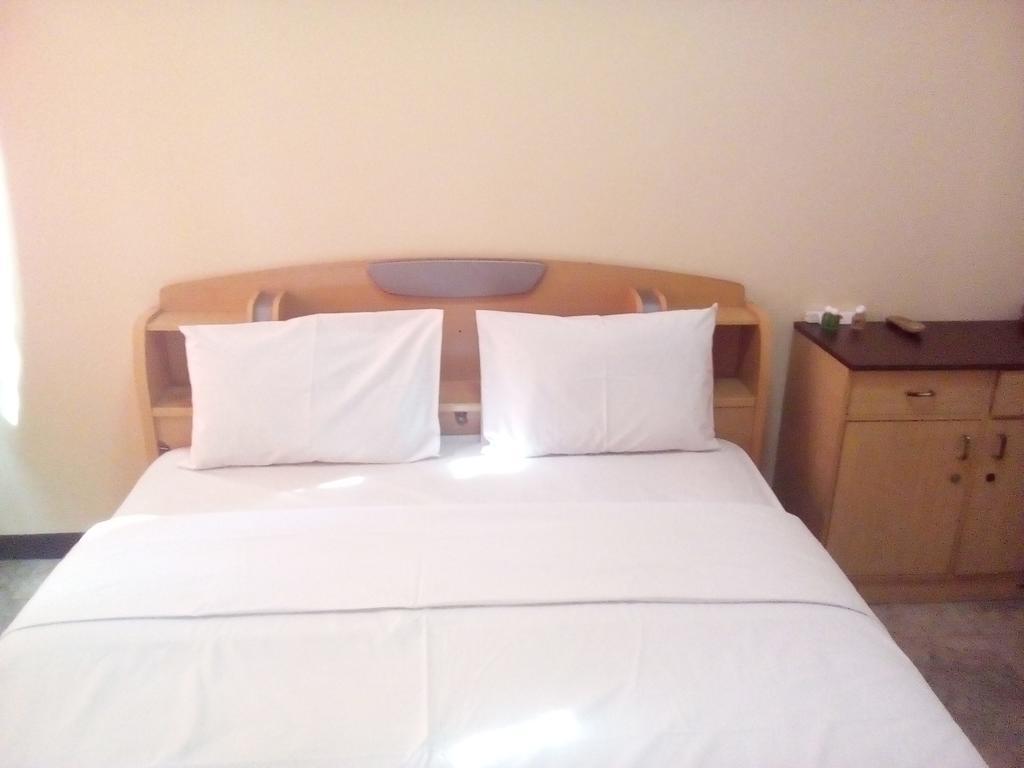 Simply Homy Pasteur 2*