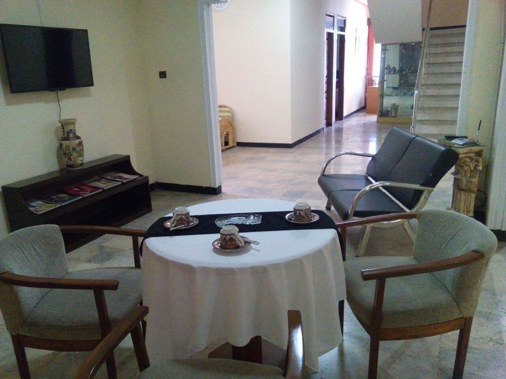 Simply Homy Pasteur Wisma tamu
